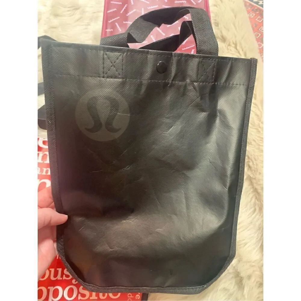 Lululemon Reusable Bags (3) - Picture 8 of 9